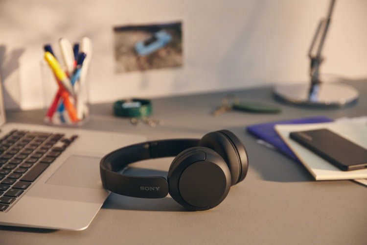 SONY WH-CH520 Černá (Bluetooth sluchátka)