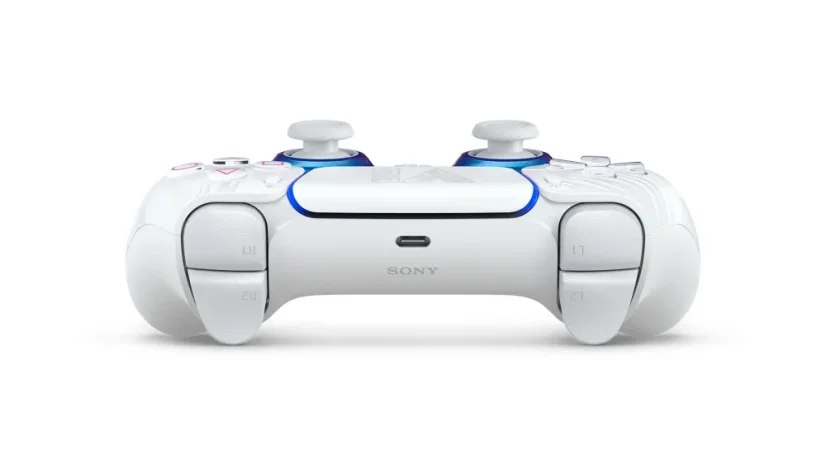 DualSense Wireless Controller – Grand Theft Auto VI White Limited Edition - 1 KUS NA OSOBU