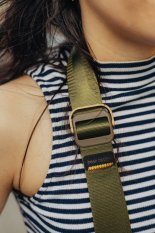 Peak Design Slide Lite - Kelp (popruh v pískové hnědé barvě)