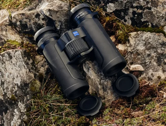 Zeiss SFL 8x30 (přiblížení 8x)