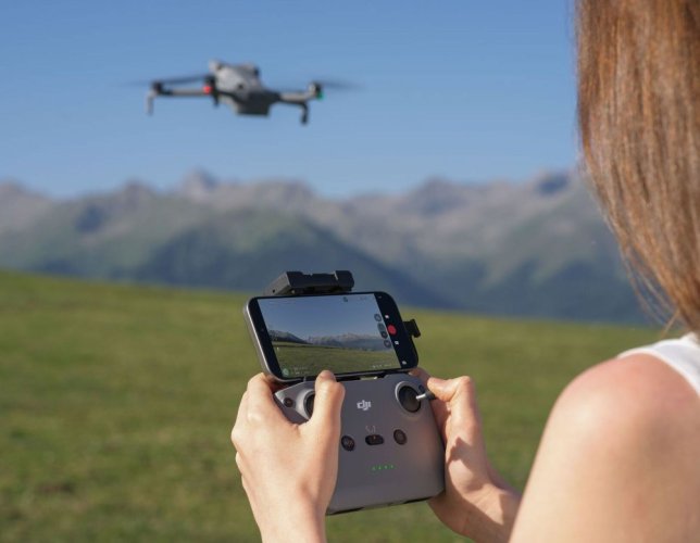 DJI Mini 5 Pro Fly More Combo (DJI RC2)