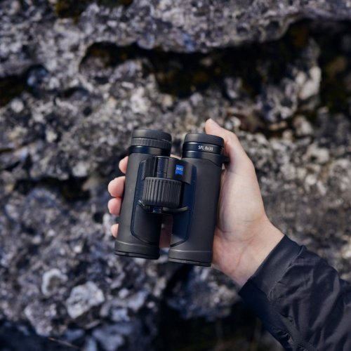 Zeiss SFL 8x30 (přiblížení 8x)