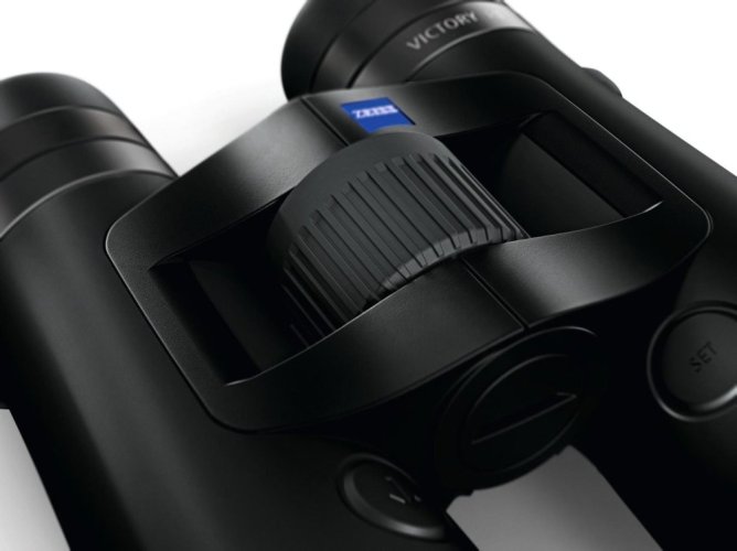 ZEISS VICTORY RF 10x54 (přiblížení 10x) - DEMO