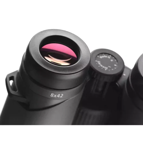 Zeiss Victory SF 10x42 (přiblížení 10x)