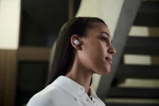 SONY WF-1000XM6 Platinum Silver + FIXED SlimPad, 15W - Podložka pro rychlé bezdrátové nabíjen