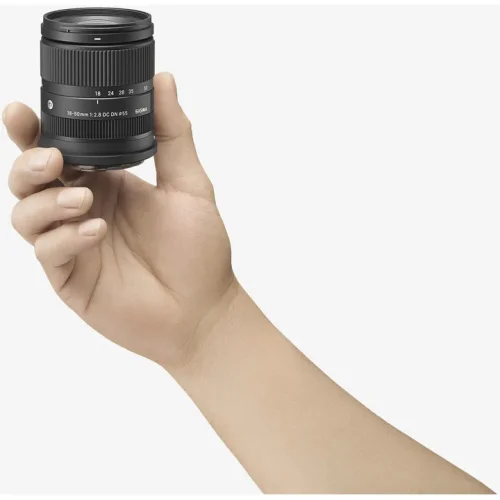SIGMA 18-50mm F2.8 DC DN Contemporary pro Sony E