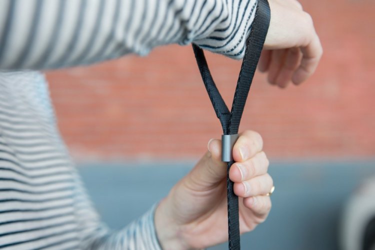 Peak Design Cuff - Black (černé poutko na zápěští)