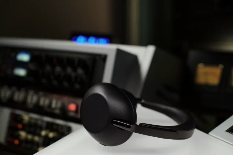 SONY 1000X THE COLLEXION  Black - Bezdrátová sluchátka (WH1000XXB)
