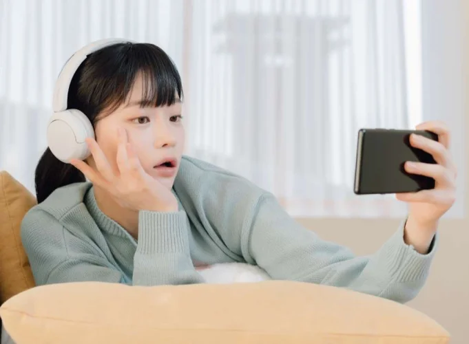 SONY WH-CH520 Bílá (Bluetooth sluchátka)