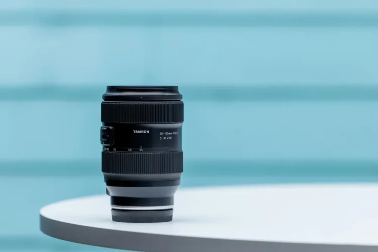 Tamron 35-100 mm F/2.8 Di III VXD pro Sony FE